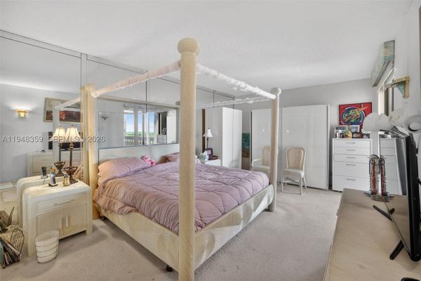 Turnberry Towers, 19355 Turnberry Way #8L, Aventura, Florida 33180, image 3