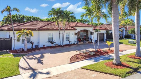 Rosewood Homes, 10210 SW 191st St, Cutler Bay, Florida 33157, image 2