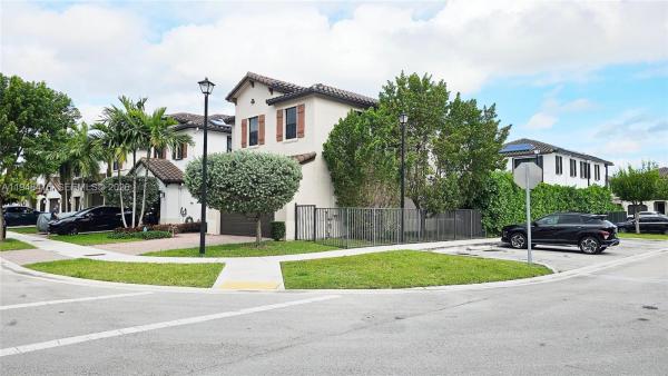 Bonterra, 3209 W 98th Pl, Hialeah, Florida 33018, image 1