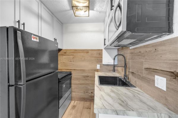 Buchanan Center, 822 N 20th Ave, Hollywood, Florida 33020, image 1