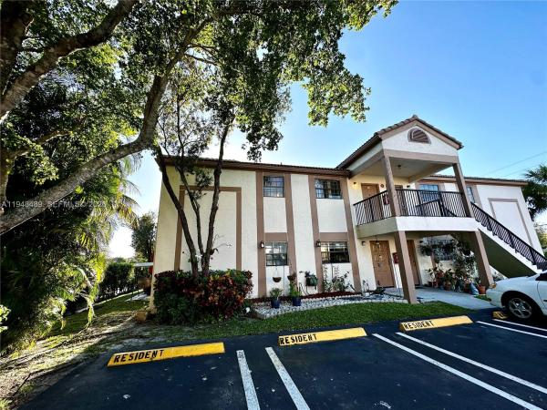Grenadier Trace, 12262 Royal Palm Blvd #B-8, Coral Springs, Florida 33065, image 2