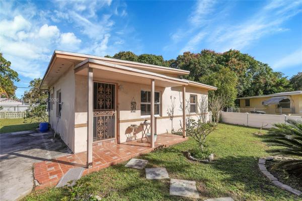Nichols Heights, 545 NW 142nd St, North Miami, Florida 33168, image 2