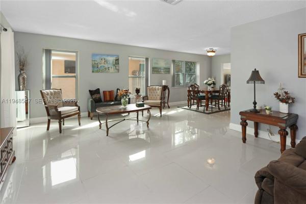 Hollywood Lakes, 1308 Hollywood Blvd, Hollywood, Florida 33019, image 1