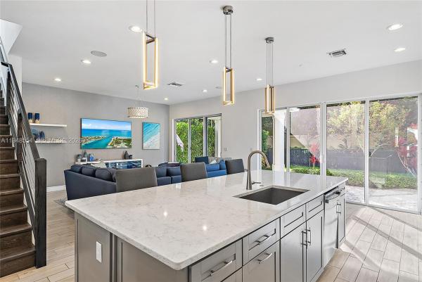 Bonnette Hunt Club, 165 Bonnette Hunt Club Ln, Palm Beach Gardens, Florida 33418, image 3