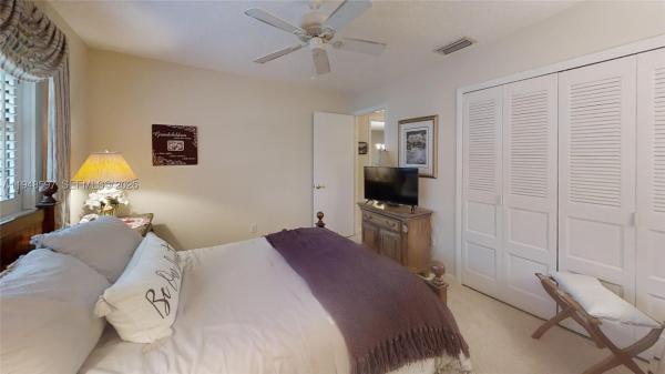Myerlee Park Homes, 1527 Edgewater Cir, Fort Myers, Florida 33919, image 1