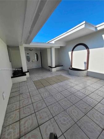 Southern Estates, 12305 SW 42nd St, Tamiami, Florida 33175, image 2