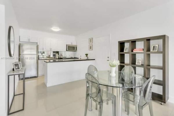 Key Islander, 290 Sunrise Dr #2-F, Key Biscayne, Florida 33149, image 1