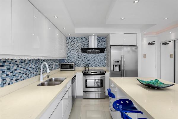 The Presidential, 401 Ocean Dr #421, Miami Beach, Florida 33139, image 3