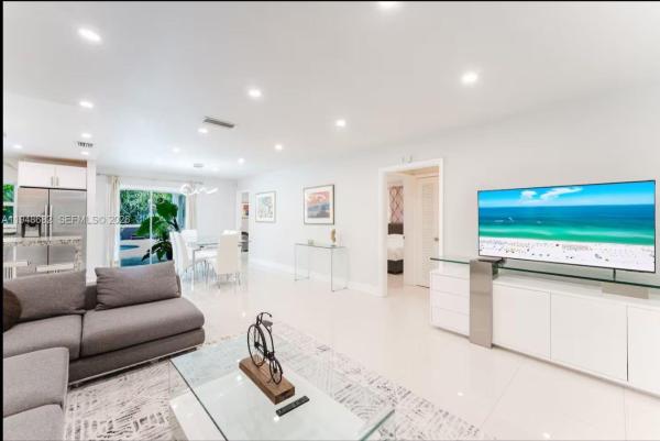 Hollywood Hills, 4017 Monroe St, Hollywood, Florida 33021, image 1