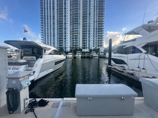 Marina Palms Boat Slips, 17211 Biscayne Blvd, North Miami Beach, Florida 33160, image 3