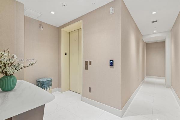 Jade Signature, 16901 Collins Ave #1203, Sunny Isles Beach, Florida 33160, image 2