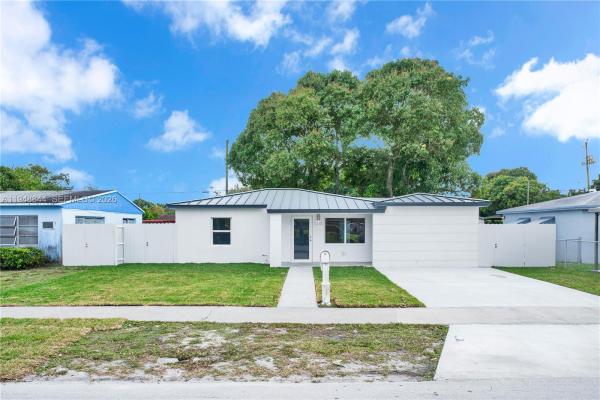 Eleanor Park, 2310 NW 155th St, Miami Gardens, Florida 33054, image 2