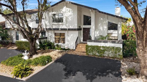 11769 SW 91st Ter, Unincorporated Dade County, Florida 33186, image 1