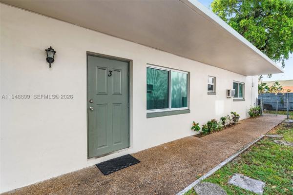 Fairview, 620 SW 7th St #1-7, Pompano Beach, Florida 33060, image 1