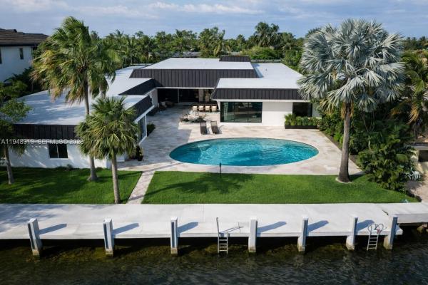 Hollywood Golf Estates, 1201 Diplomat Pkwy, Hollywood, Florida 33019, image 1