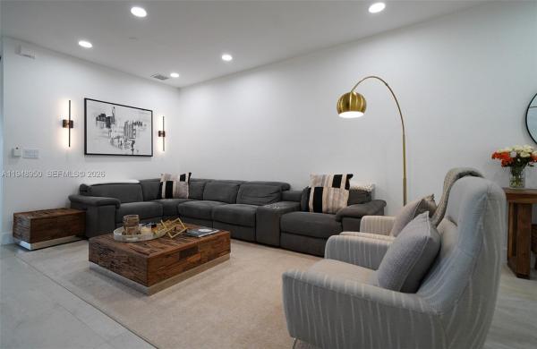 Kendall Breeze South, 12542 SW 126th Ave, Kendall, Florida 33186, image 3