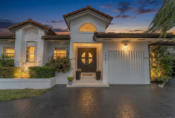 14271 SW 34th St, Unincorporated Dade County, Florida 33175, image 1