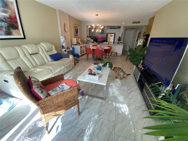 Admirals Port East, 2851 NE 183rd St #303E, Aventura, Florida 33160, image 2
