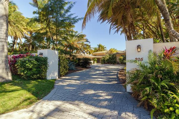 Golden Beach, 205 Ocean Blvd, Golden Beach, Florida 33160, image 2