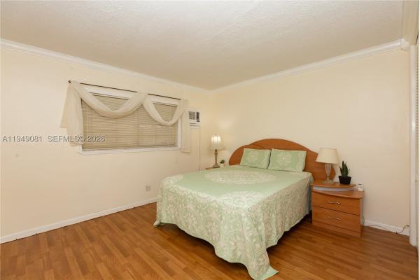 Pembroke House, 7401 Pines Blvd #222, Pembroke Pines, Florida 33024, image 1