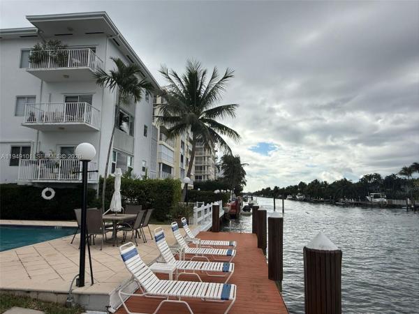 Haven Apartments, 10250 W Bay Harbor Dr #2C, Bay Harbor Islands, Florida 33154, image 2