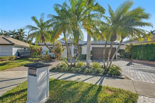 Abbro, 3097 SW 132nd Pl, Tamiami, Florida 33175, image 3