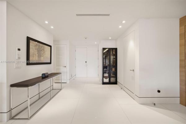Residences At Vizcaya, 3535 Hiawatha Ave #305, Miami, Florida 33133, image 3