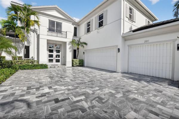 Boca Villas, 201 NE 6th St, Boca Raton, Florida 33432, image 3