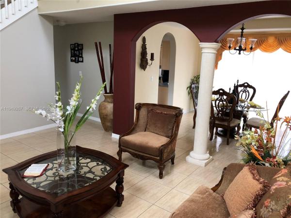 15364 SW 32nd Ter, Unincorporated Dade County, Florida 33185, image 3