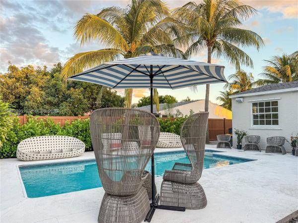 Broadmoor, 337 Forest Hill Blvd, West Palm Beach, Florida 33405, image 1