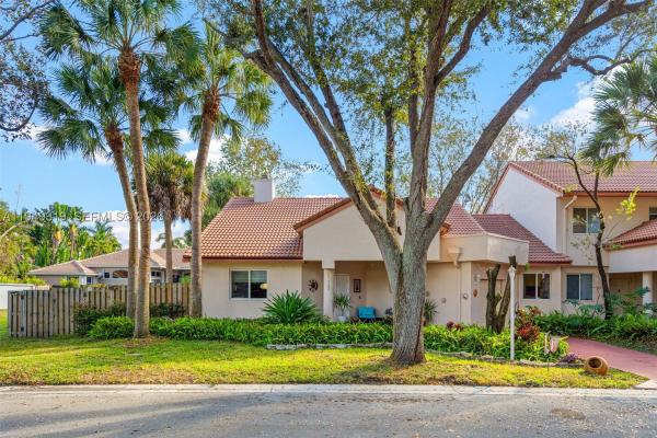The Winds At Jacaranda, 10941 W Broward Blvd, Plantation, Florida 33324, image 1