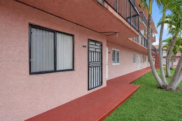 Hialeah Club Villas, 2178 W 60th St #18111, Hialeah, Florida 33016, image 1