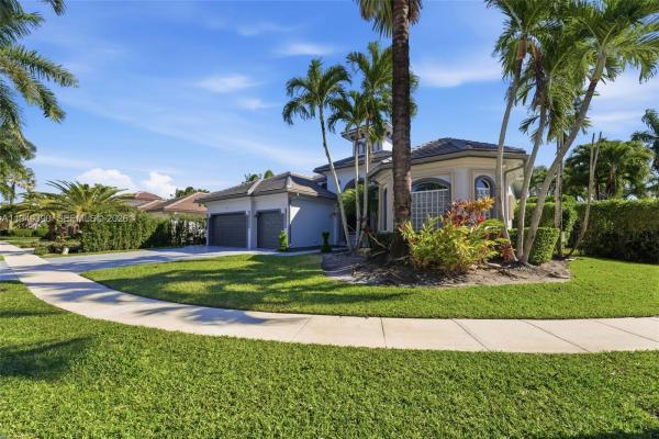 Hawks Landing, 11098 Canary Island Ct, Plantation, Florida 33324, image 2