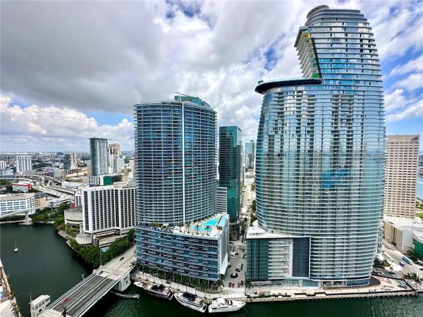 Icon Brickell Tower 1, 465 Brickell Ave #4006, Miami, Florida 33131, image 1