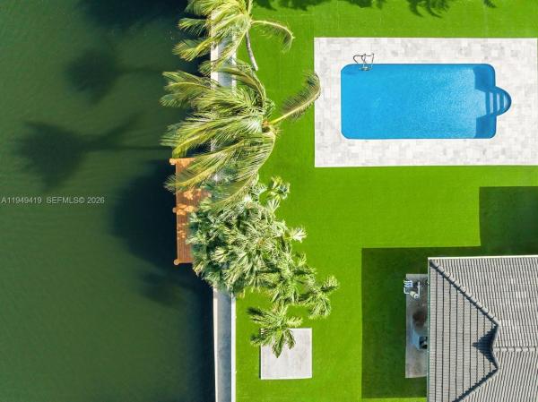 Golden Isles, 430 Tamarind Dr, Hallandale Beach, Florida 33009, image 1