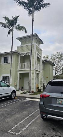 Caribbean Isles Villas, 2711 NE 4th St #204, Homestead, Florida 33033, image 2