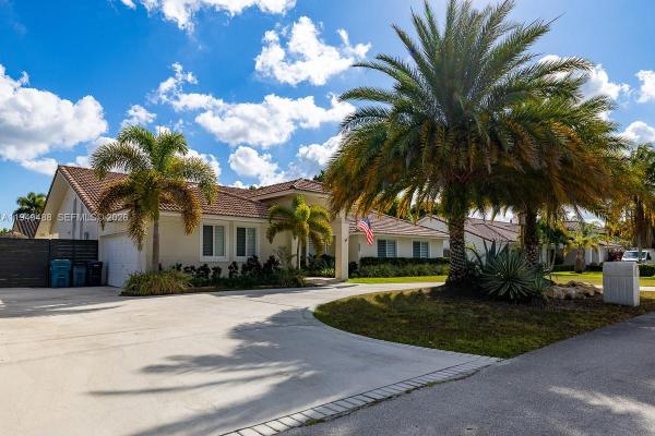 16141 SW 156th Ave, Unincorporated Dade County, Florida 33187, image 1