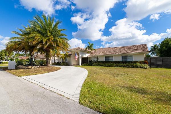 Alevir Estates, 16141 SW 156th Ave, Richmond West, Florida 33187, image 3