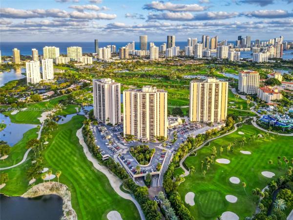 Coronado Tower 2, 20301 W Country Club Dr #1623, Aventura, Florida 33180, image 2