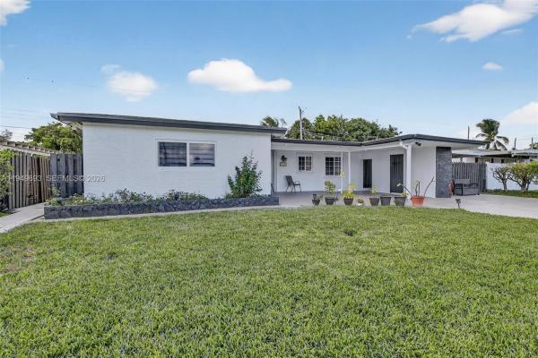 Boulevard Heights, 730 N 72nd Way, Hollywood, Florida 33024, image 1