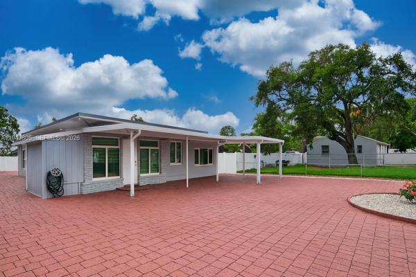 Hollywood Beach Heights, 6120 Hayes St, Hollywood, Florida 33024, image 1