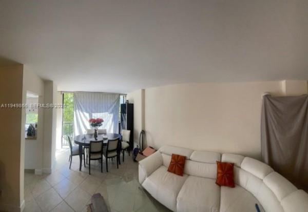 Plaza Of The Americas, 16919 N Bay Rd #414, Sunny Isles Beach, Florida 33160, image 2