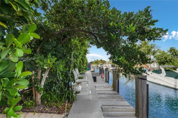Biscayne Point, 1155 S Biscayne Point Rd, Miami Beach, Florida 33141, image 2