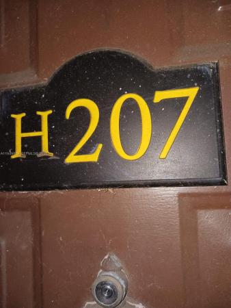 Pompano Beach, Florida 33069, image 1