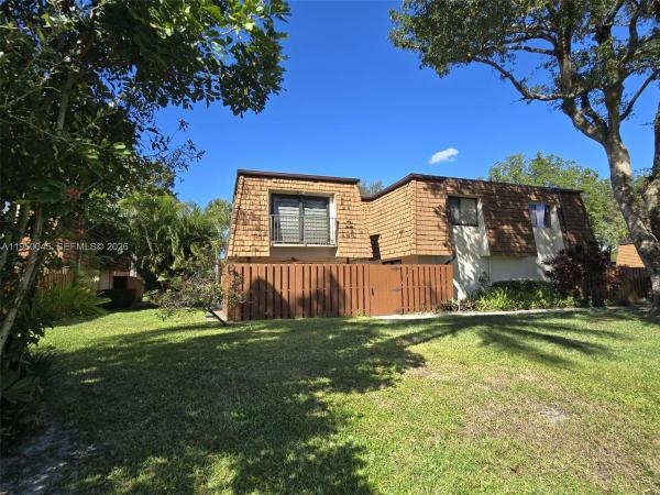 Woodvale, 2080 SW 90th Ave #C-13, Davie, Florida 33324, image 2