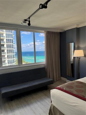 The Aventura Beach Club, 19201 Collins Ave #1018, Sunny Isles Beach, Florida 33160, image 1