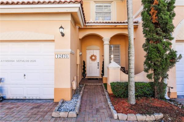 Kendall Breeze, 12478 SW 123rd St, Kendall, Florida 33186, image 2