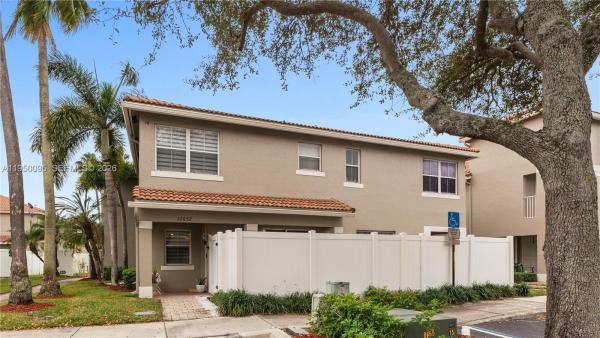 Bahia At Vizcaya, 12652 SW 54th St, Miramar, Florida 33027, image 3