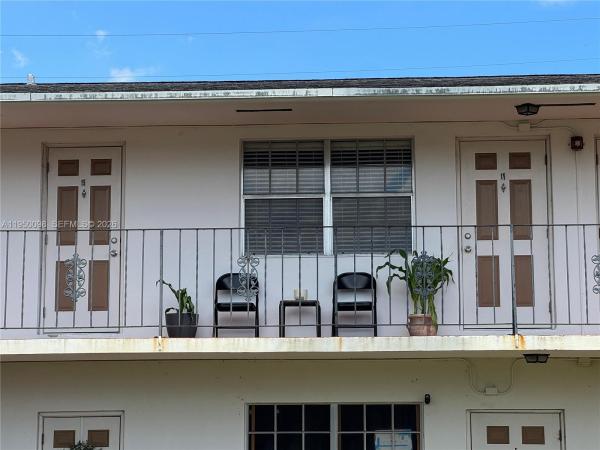 Dell Manor, 1825 Cleveland St #15, Hollywood, Florida 33020, image 1