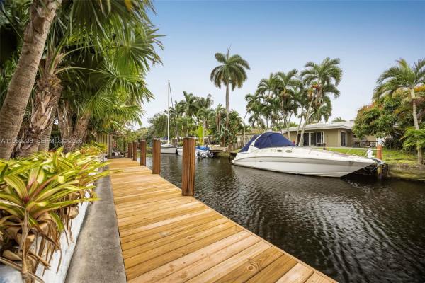 Fort Lauderdale No HOA, 1734 W Las Olas Blvd, Fort Lauderdale, Florida 33312, image 2